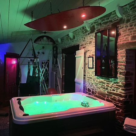 Love Room Donjon Dol In Love Bdsm Dol-de-Bretagne Zewnętrze zdjęcie