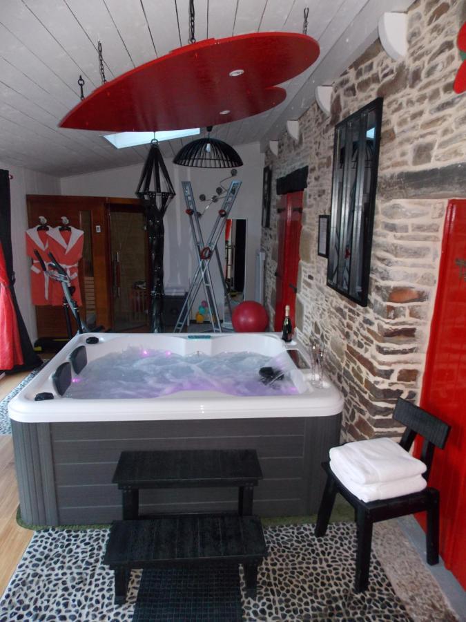 Love Room Donjon Dol In Love Bdsm Dol-de-Bretagne Zewnętrze zdjęcie